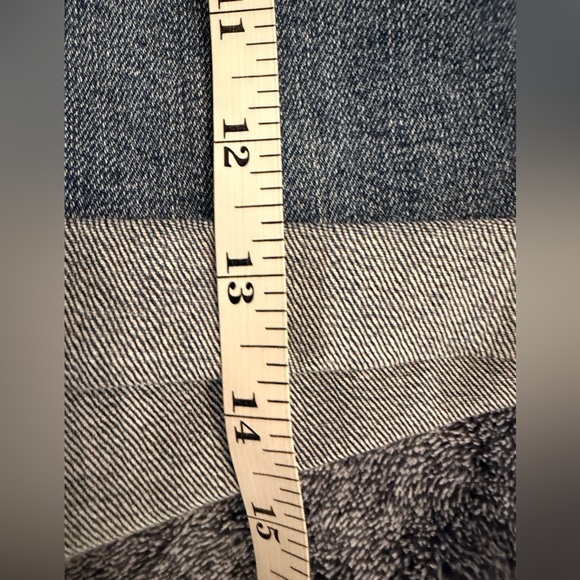 NWOT JCrew Factory Classic denim short - Picture 7 of 7